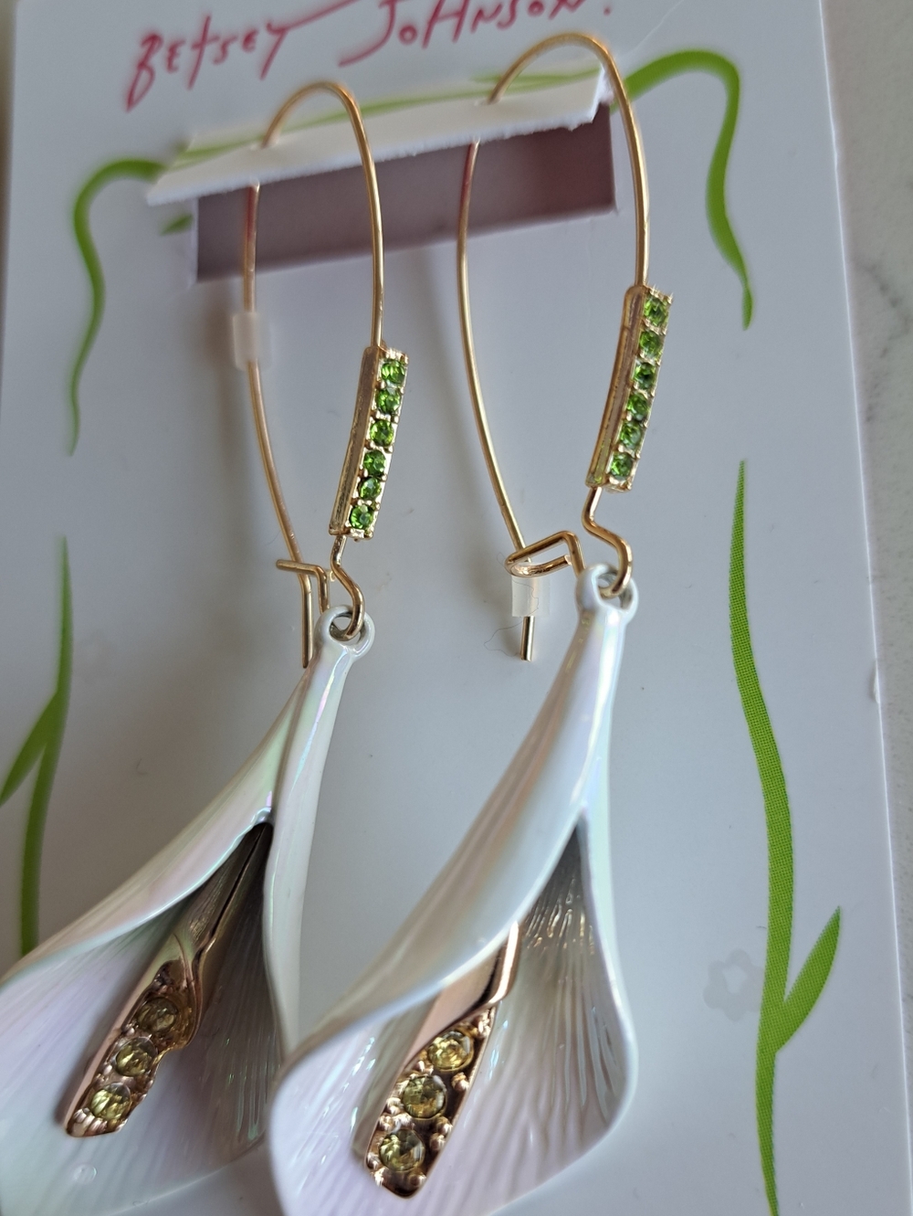Betsey Johnson Cala Lily Earr. NWT Authentic